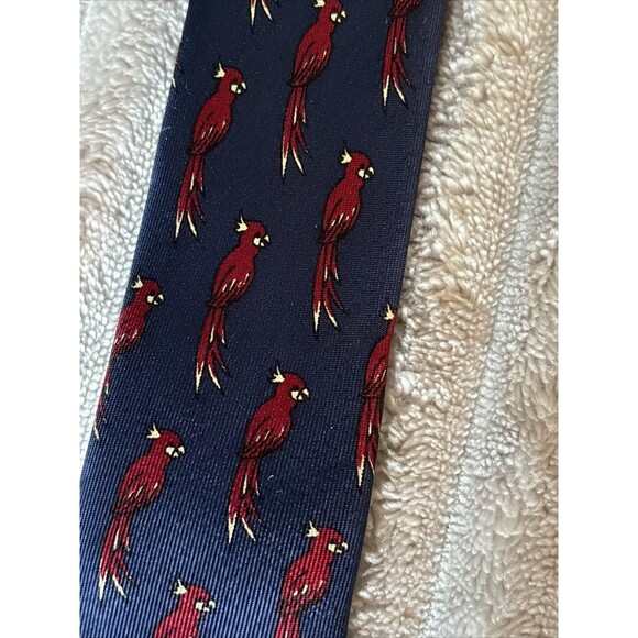 VTG GUCCI MENS NECK TIE WITH LOGO HIGH END BLUE WITH RED PARROTS ITALY 100% Silk - Picture 4 of 13
